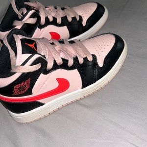 Girls Air Jordan